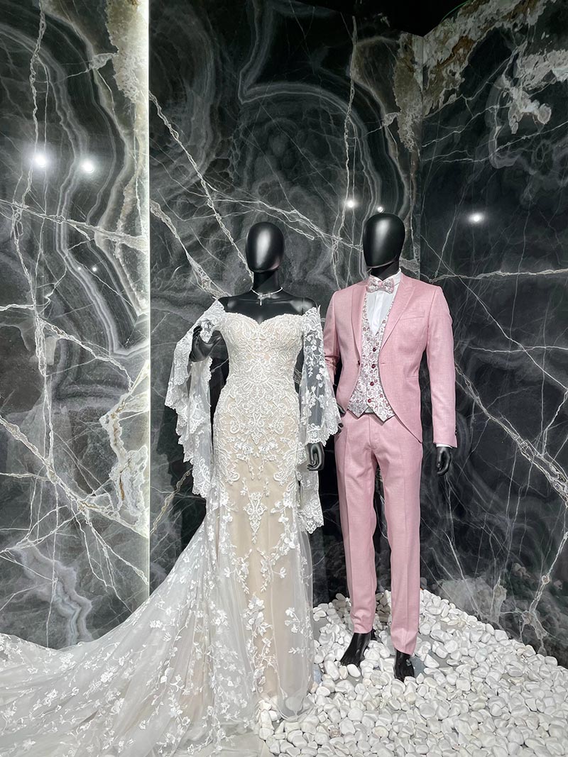 costume de mariage rose