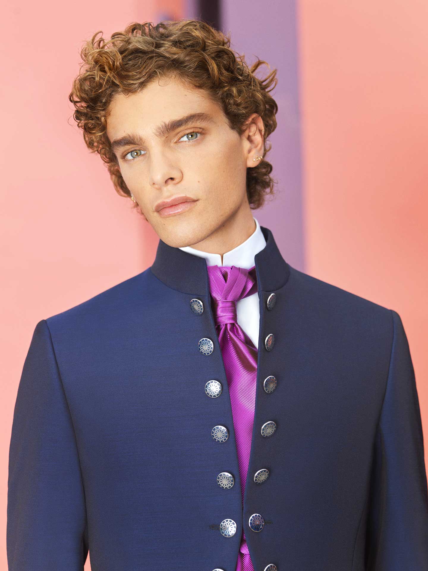 costume de mariage bleu